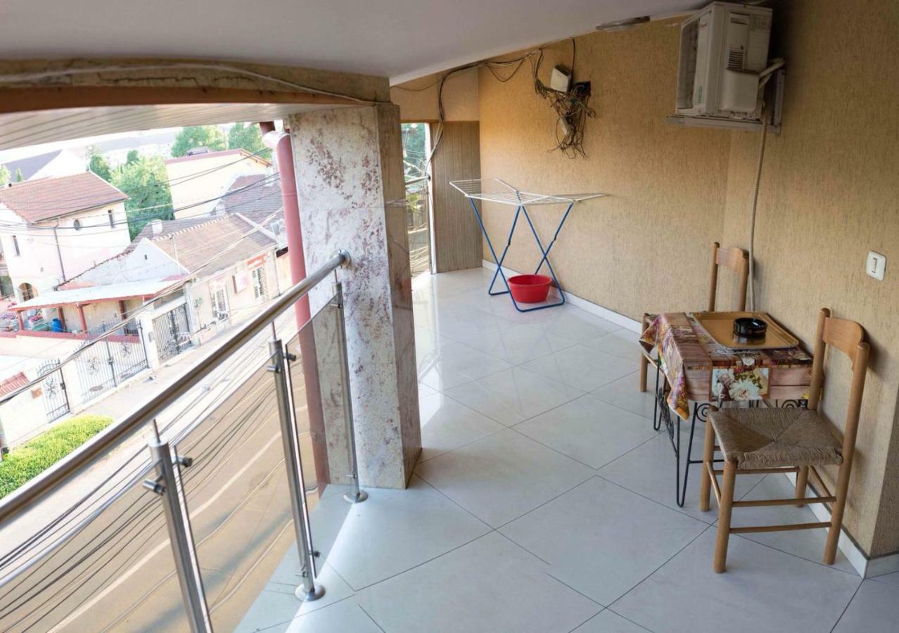 Penthouse De Lux Apartment Oradea Luaran gambar
